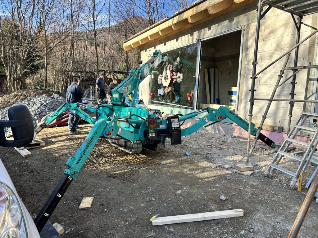 Minijerab Maeda Zasklivani Pronajem Slovenskobrno Plzen 1024x768